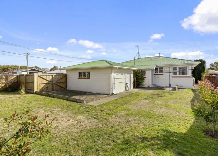  at 2 Lenton Street, Aranui, Christchurch