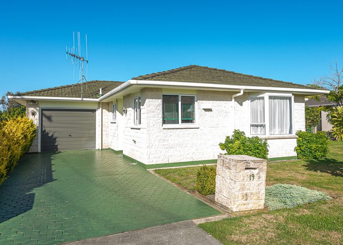  at 19 Somerset Road, Springvale, Whanganui