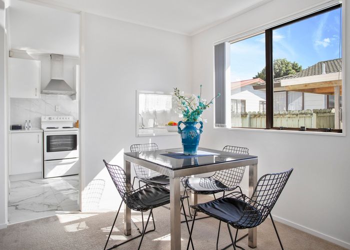  at 2/217 Waitemata Drive, Ranui, Auckland