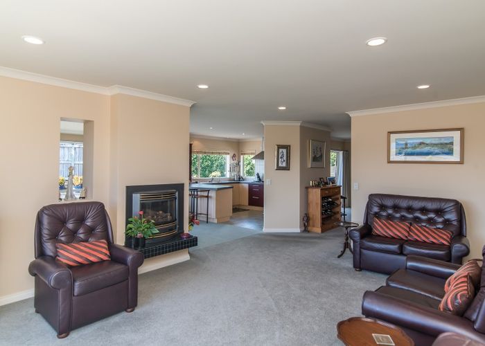  at 28 Quadrant Heights, Paraparaumu