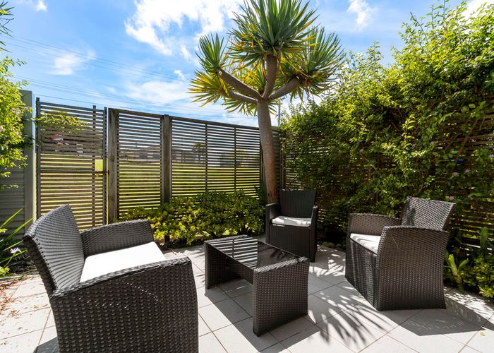  at 4/136 Ocean View Road, Waiheke Island, Auckland