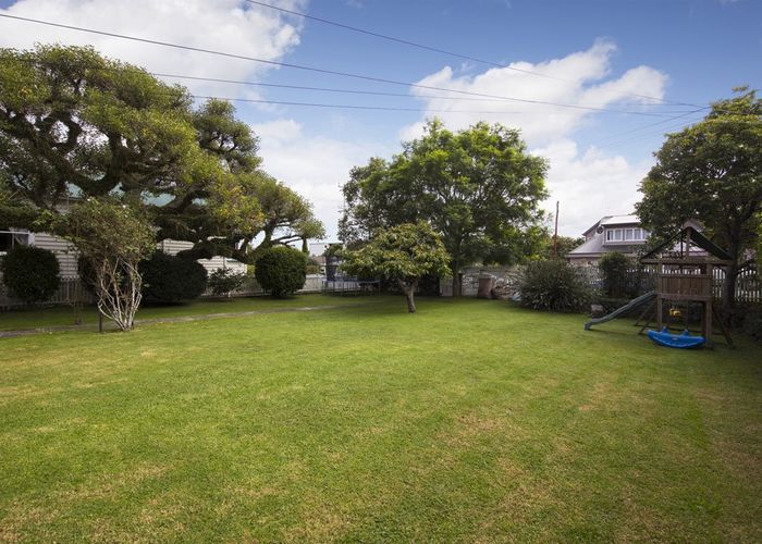  at 21 Edenvale Crescent, Mount Eden, Auckland
