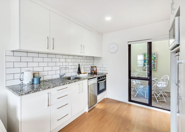  at 21/25 Rossmay Terrace, Mount Eden, Auckland 