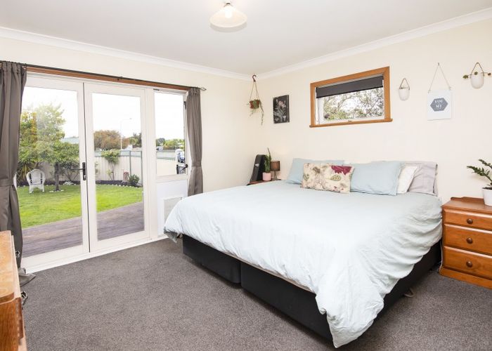  at 4 Clare Place, Pirimai, Napier