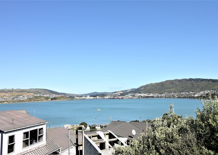 at 15 Gloaming Hill, Titahi Bay, Porirua