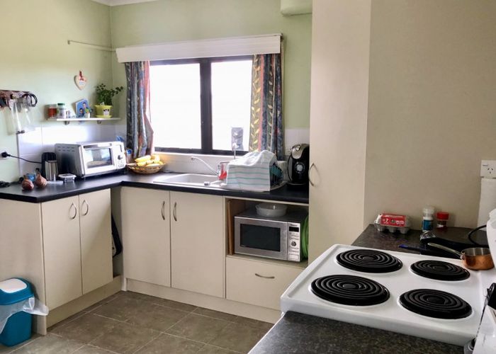 Free property data for 8 Clarke Avenue, Te Aroha homes.co.nz