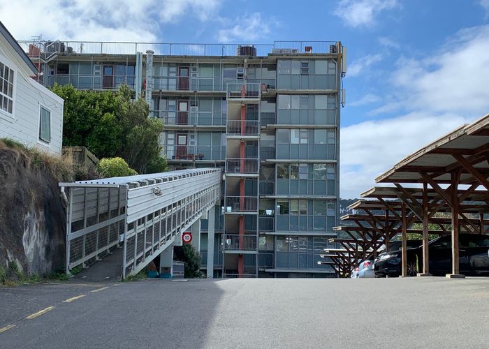  at 8/381 Adelaide Road, Newtown, Wellington