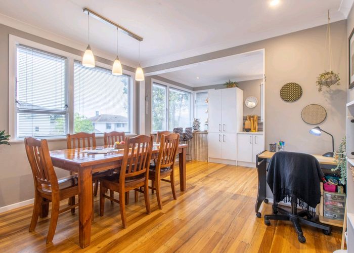  at 37 Beauzami Crescent, Ascot Park, Porirua