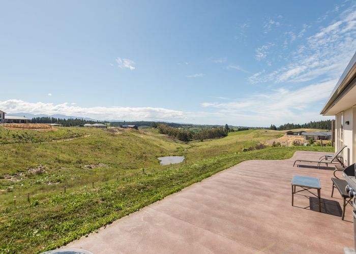  at 12 Mount Arthur View, Redwood Valley, Richmond