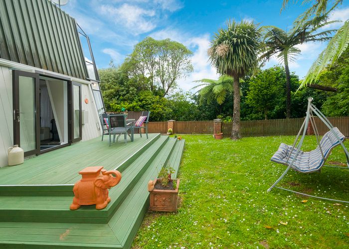  at 2/39 London Road, Korokoro, Lower Hutt