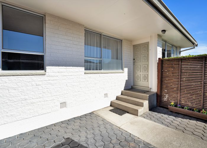  at 1-176/176 Grimseys Road, Redwood, Christchurch