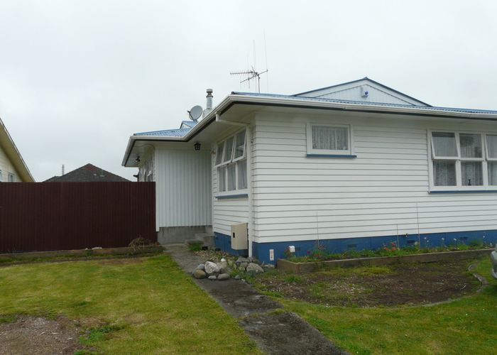 at 3 Lethborg Street, Dinsdale, Hamilton