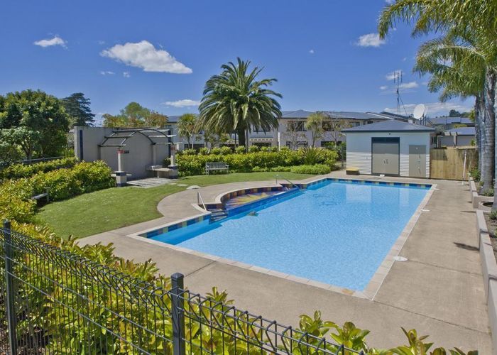  at 121/2 Armoy Drive, East Tamaki, Auckland