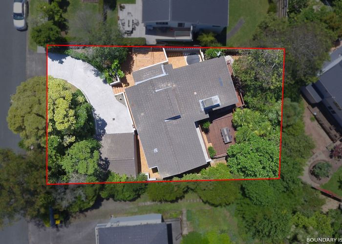  at 99 Porritt Avenue, Chatswood, Auckland
