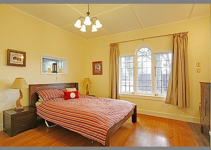  at 5 Princes Avenue, Mount Roskill, Auckland