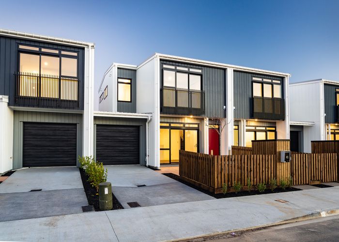  at 4E Nohoanga RD, Rosehill, Papakura