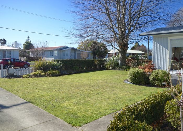  at 7 Forth Crescent, Glenview, Hamilton