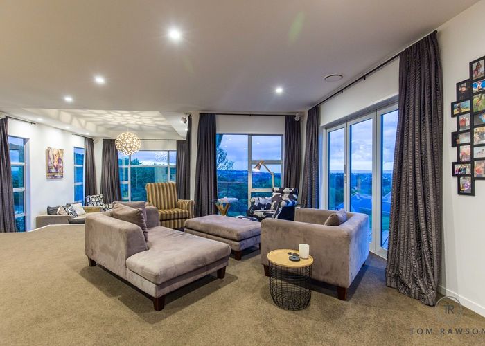  at 15 Coronet Lane, Flat Bush, Auckland