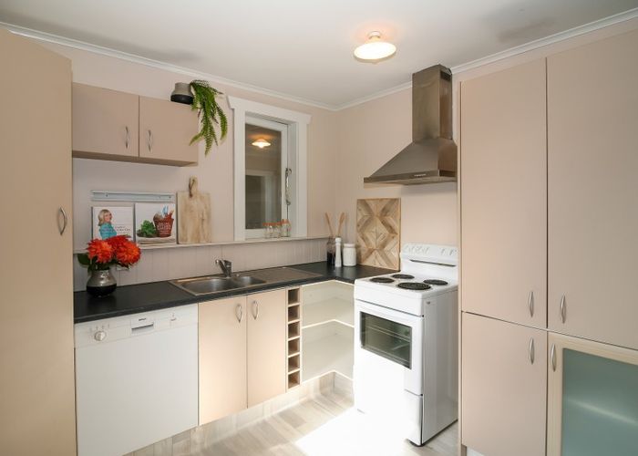  at 421B Mangorei Road, Highlands Park, New Plymouth