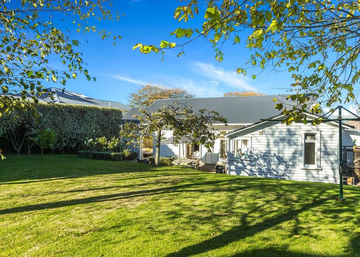  at 11 Lochiel Road, Remuera, Auckland
