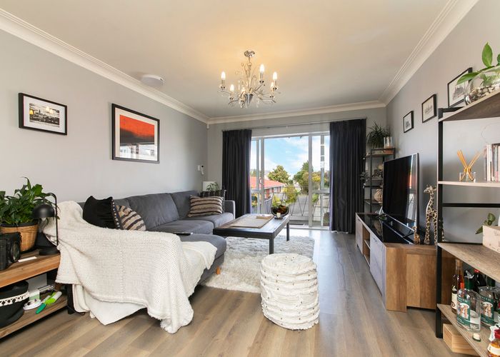  at 8/83 Moana Avenue, Onehunga, Auckland