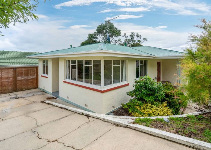  at 18 Chisholm Place, Tainui, Dunedin