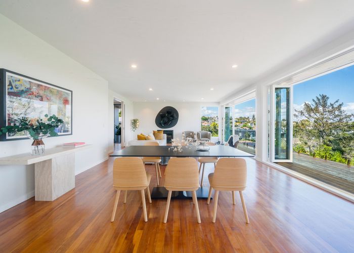  at 118 Paritai Drive, Orakei, Auckland