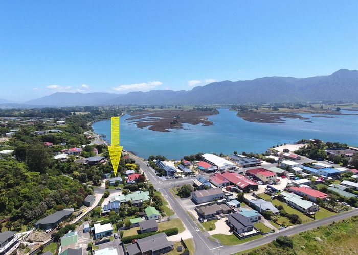  at 2 Gibbs Road, Collingwood