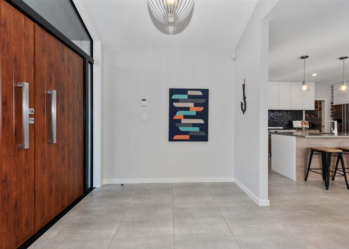  at 3 The Meadows Drive, Flagstaff, Hamilton