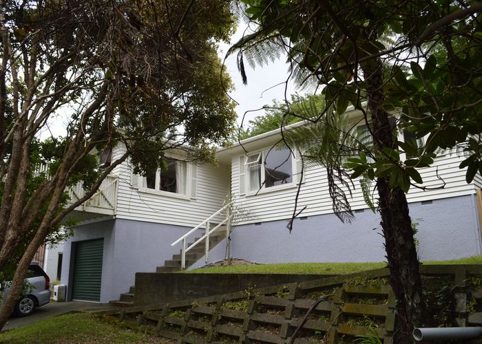  at 26 Chester Road, Tawa, Wellington