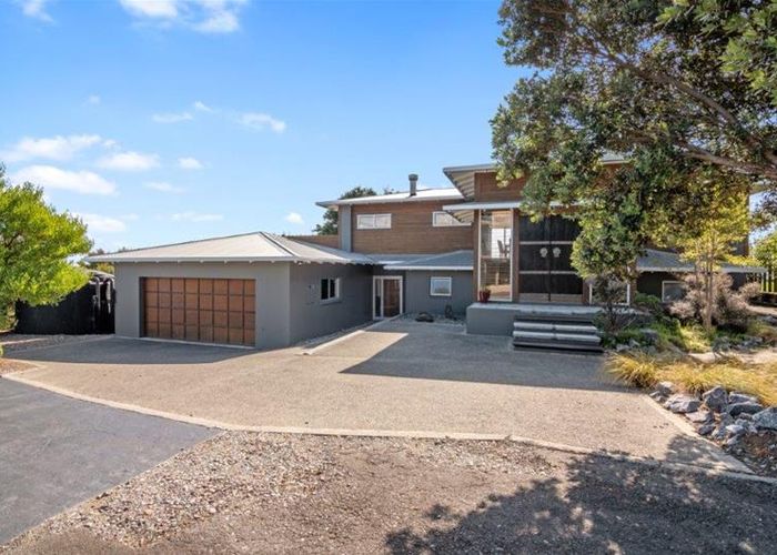  at 94 Selwyn Street, Pohara, Takaka