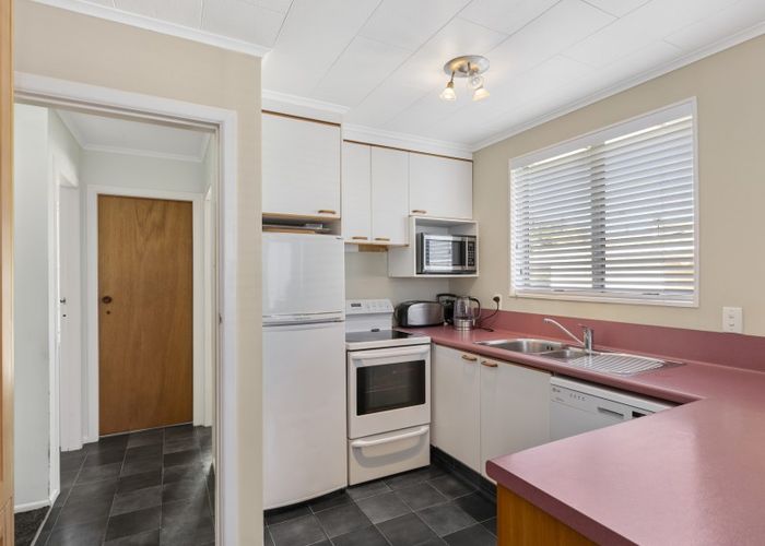  at 186 Major Drive, Kelson, Lower Hutt