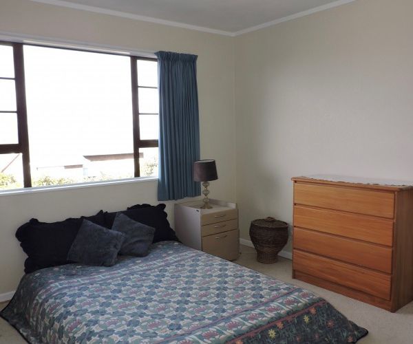  at 15 Somes Crescent, Newlands, Wellington