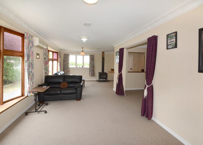  at 16 Queen Street, Brighton, Dunedin