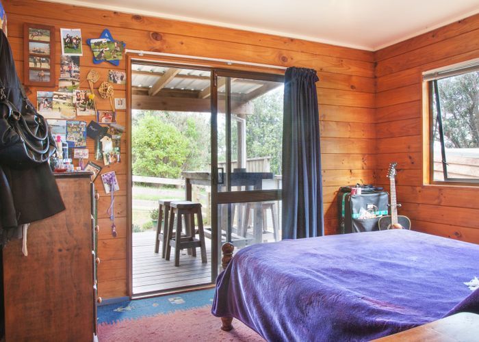  at 32 Albert Crescent, Ostend, Waiheke Island