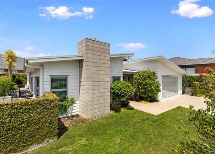 at 5 Ashwick Terrace, Huntington, Hamilton