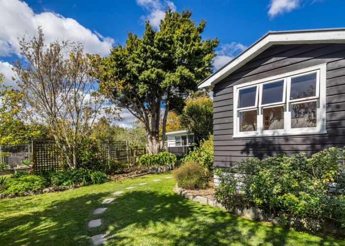  at 27 Field Street, Silverstream, Upper Hutt