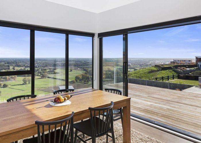  at 166 Penruddock Rise, Westmorland, Christchurch