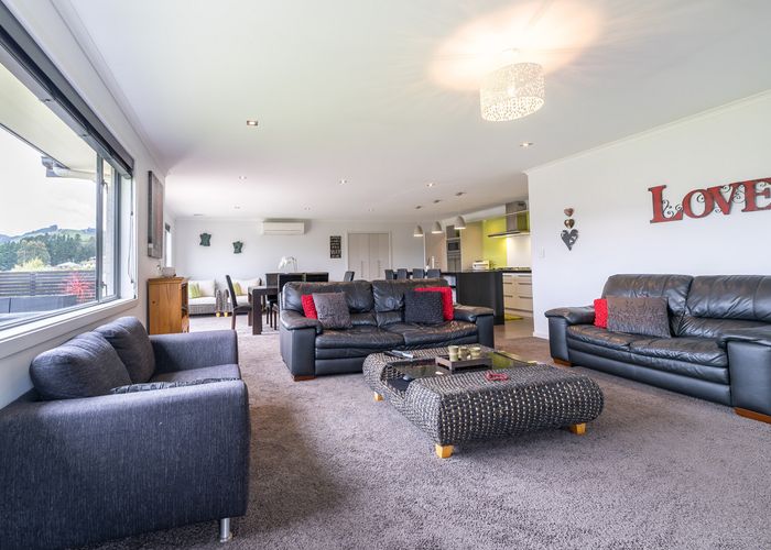  at 9 Reeves Street, Green Island, Dunedin