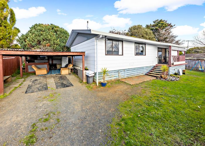 at 2/5 Inca Place, Red Hill, Papakura