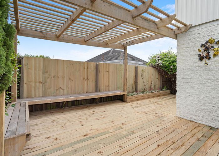  at 4/30 Garvins Road, Hornby, Christchurch