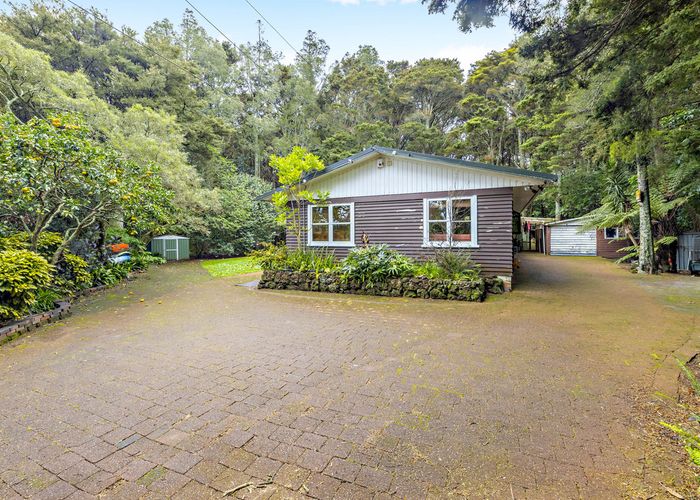  at 11 Scenic Drive, Hillpark, Auckland