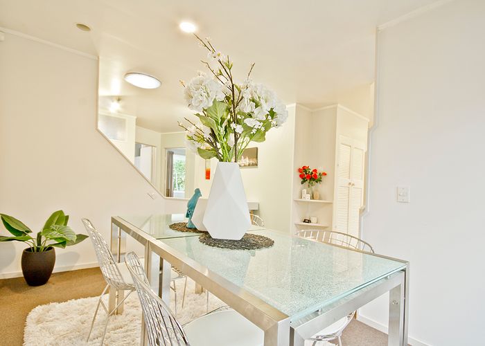  at 3/5 Oates Road, Glen Eden, Auckland