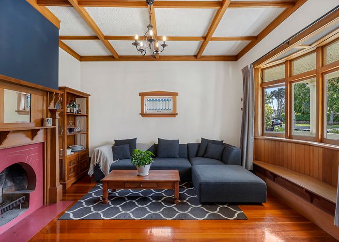  at 27 Hardington Street, Onehunga, Auckland