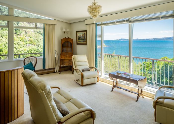  at 17 Waitohu Road, York Bay, Lower Hutt