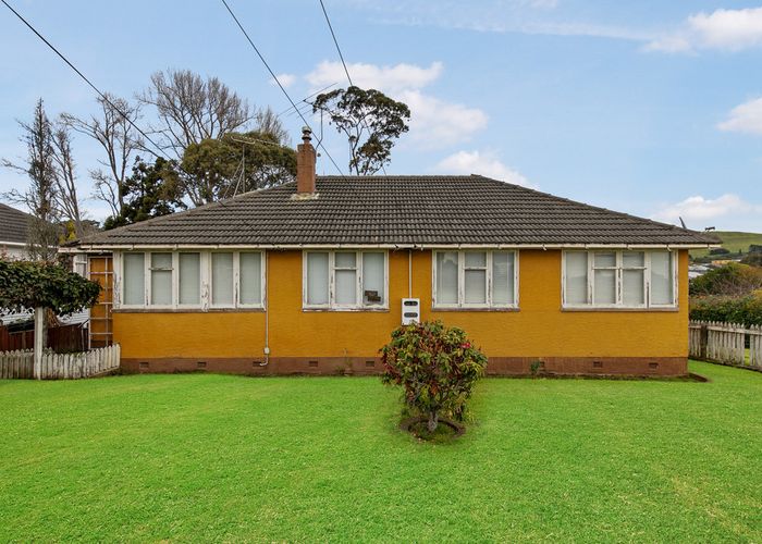  at 13 Torino Street, Point England, Auckland
