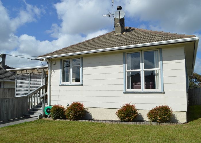  at 17 Hukatai Street, Elsdon, Porirua