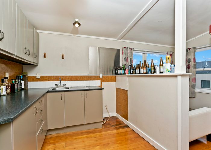  at 1A Birkenhead Avenue, Birkenhead, Auckland