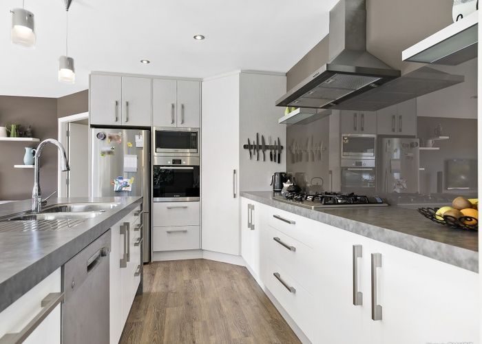  at 22 Cresswell Place, Johnsonville, Wellington