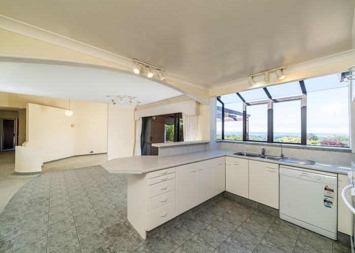 at 746 Esdaile Road, Tauranga